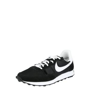 Nike Sportswear Nízke tenisky 'Challenger'  biela / čierna