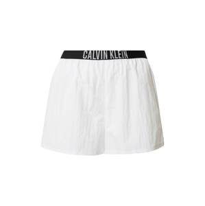 Calvin Klein Swimwear Plavecké šortky  biela / čierna / strieborná